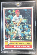 1976 Topps Carl Yastrzemski #230 Red Sox