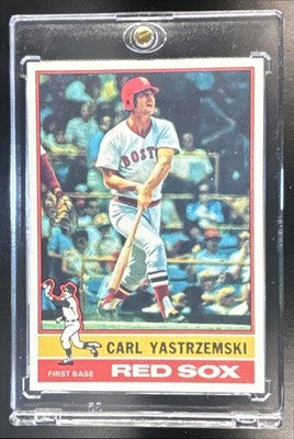 1976 Topps Carl Yastrzemski #230 Red Sox